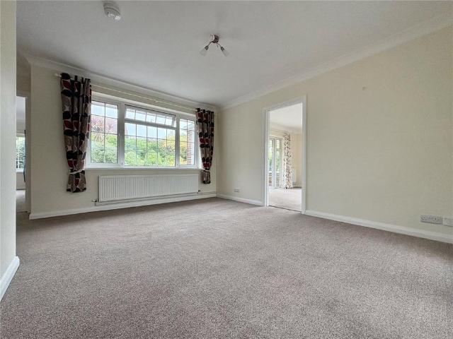 House for rent in Littlecote, West Sussex