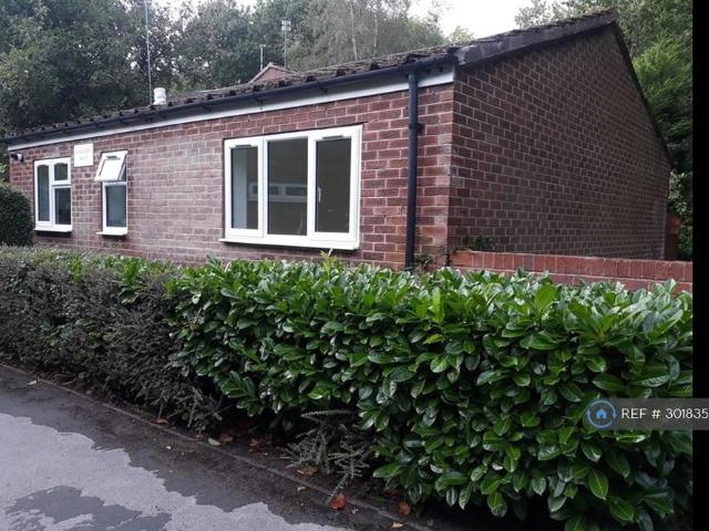House for rent in Dean Row, Wilmslow