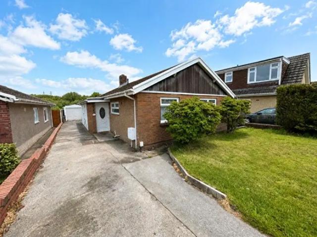 Apartment for rent in Llansamlet, Tregof