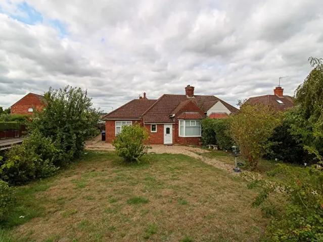 Apartment for rent in Spinney Hill, Northampton