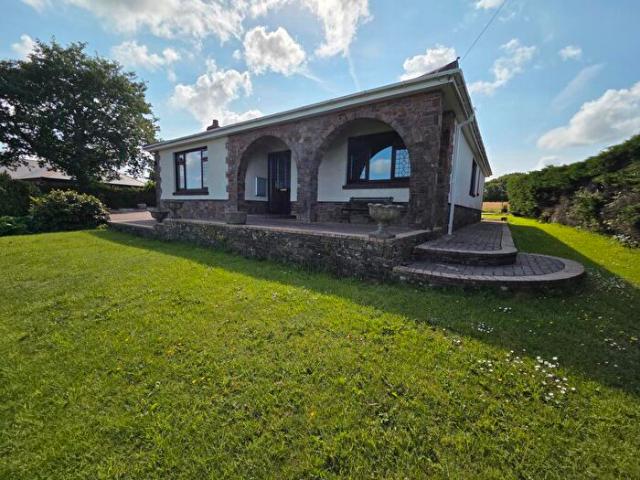 Apartment for rent in Llanddarog