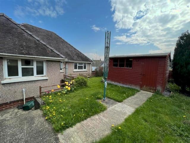 Apartment for rent in Coedffranc, Skewen