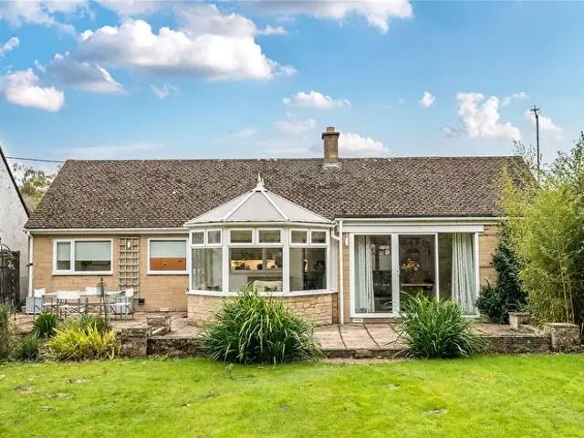 Apartment for rent in Black Bourton, Oxfordshire