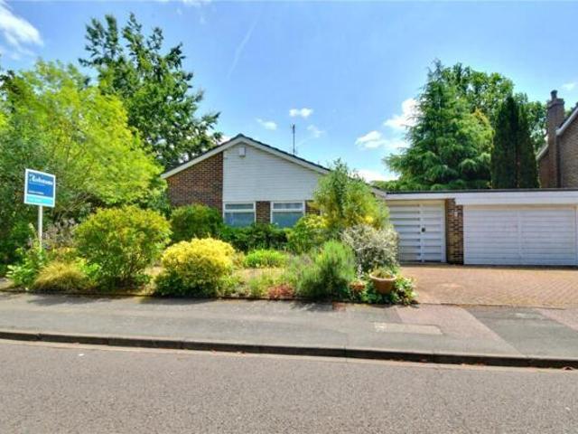 Bungalow for sale in North Watford