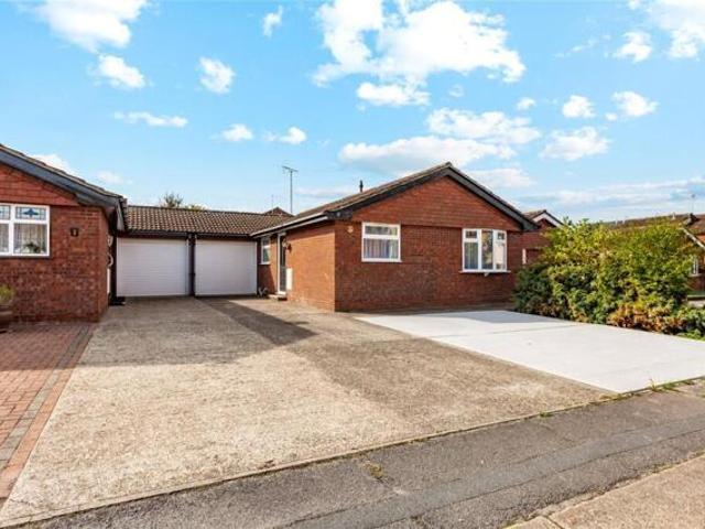 Bungalow for sale in Wickford