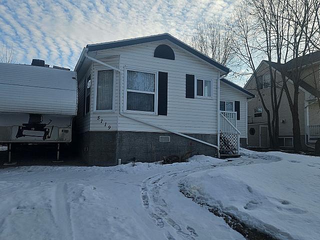 House for rent in Wedgewood, Alberta