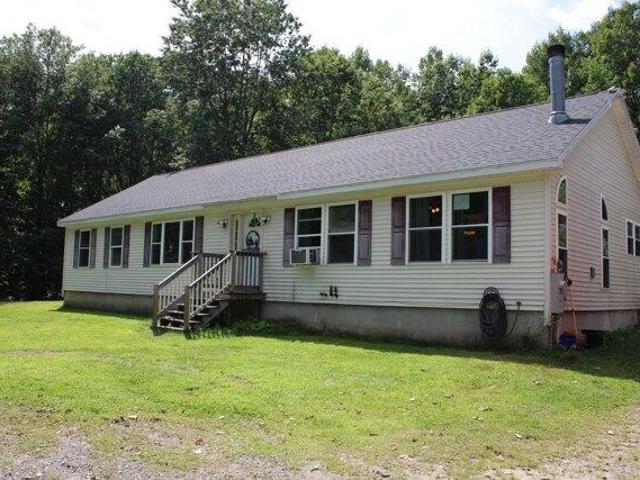 House for sale in Buxton, Maine