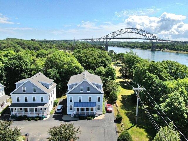 Condo for sale in Cataumet, Massachusetts