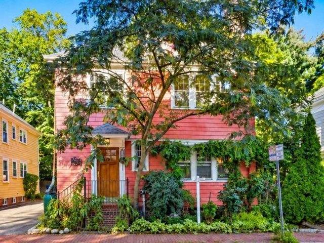 Condo for sale in Cambridge, Middlesex County