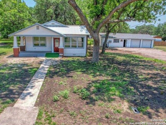 House for sale in Camp Wood, Texas