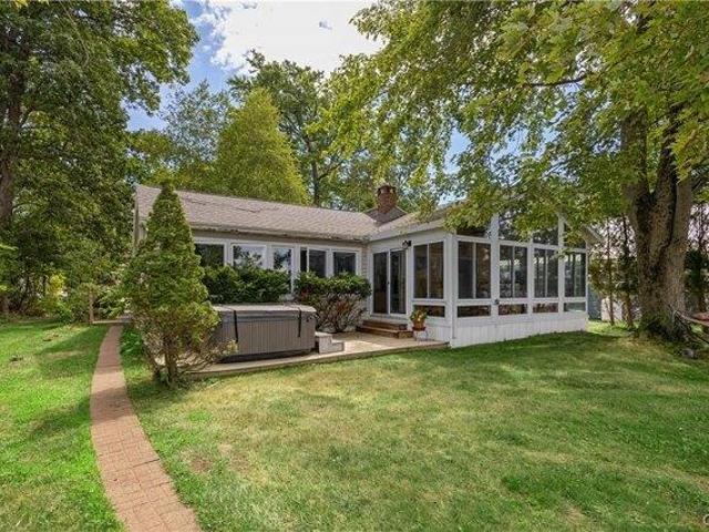 House for sale in Oneida, New York