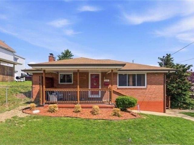House for sale in Canonsburg, Pennsylvania