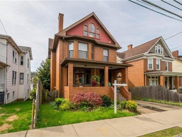 House for sale in Canonsburg, Pennsylvania