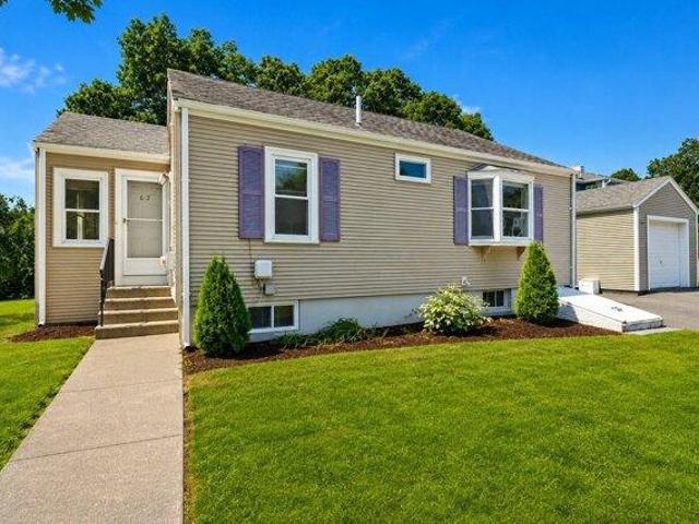 House for sale in Canton Junction, Canton