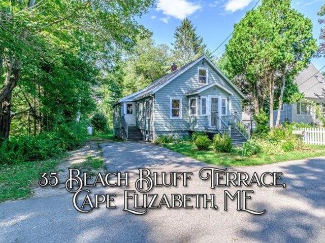 House for sale in Cape Elizabeth, Maine