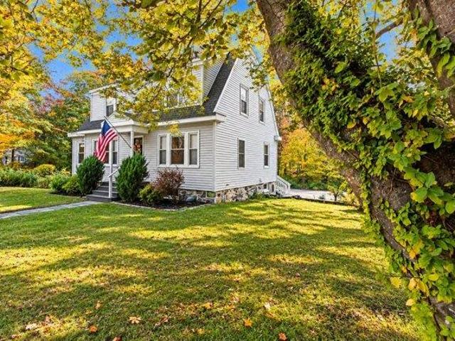 House for sale in Cape Elizabeth, Cumberland County
