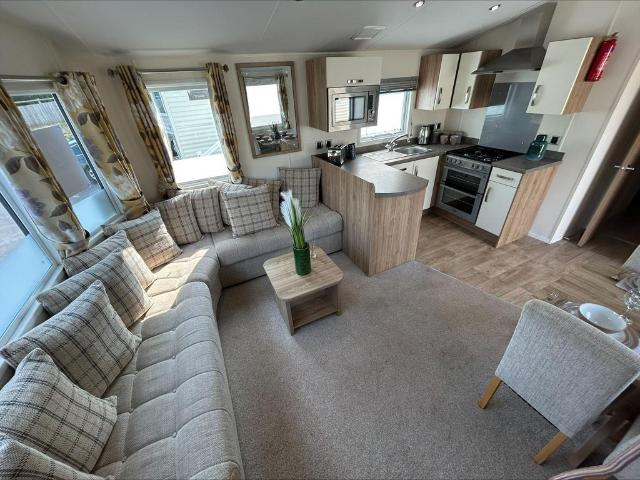 Park Home for sale in Three Beaches, Livermead