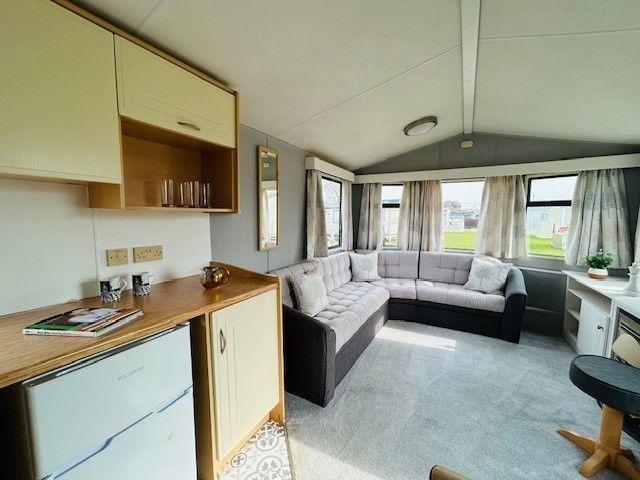 Park Home for sale in Heathlands, East Sussex