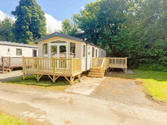 Park Home for sale in Narberth, Wales