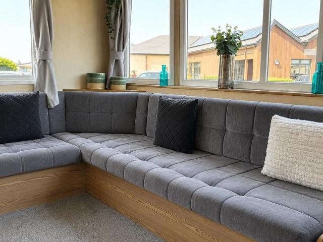 Park Home for sale in Swalecliffe, Whitstable