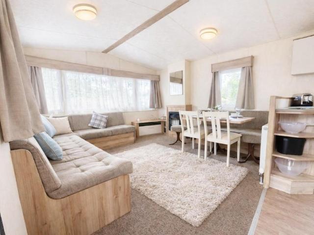 Park Home for sale in Kelsale cum Carlton, Eastbridge