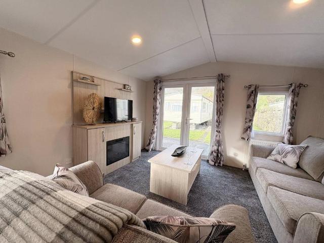 Park Home for sale in Amroth, Wales