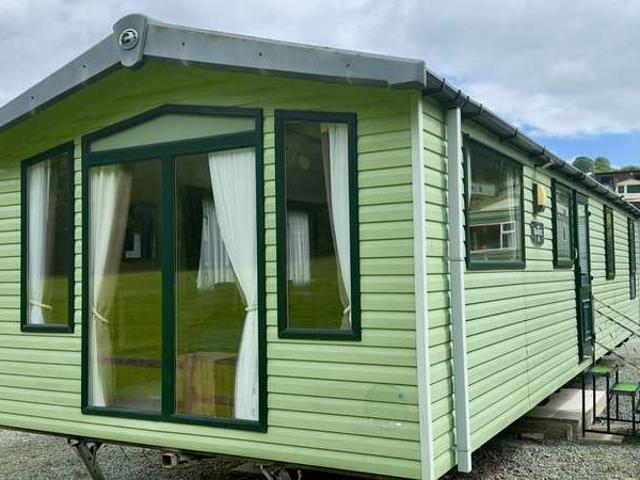 Property for sale in Llangyniew, Wales