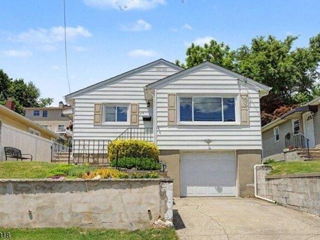 House for sale in Carlstadt, New Jersey