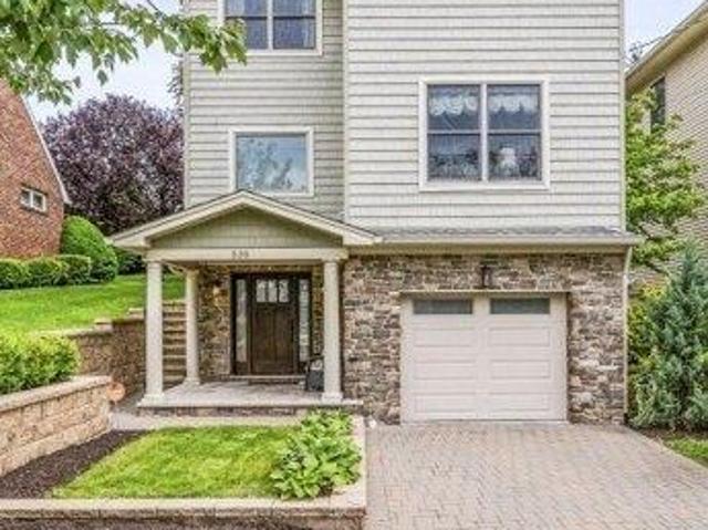 House for sale in Carlstadt House for sale in Carlstadt