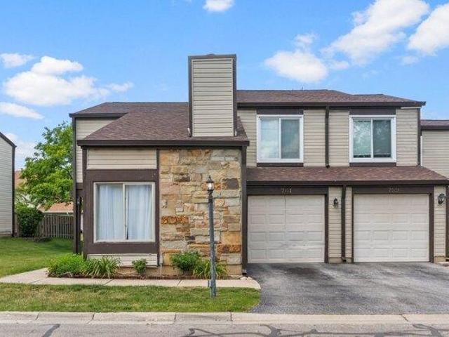 House for sale in Carol Stream, Illinois