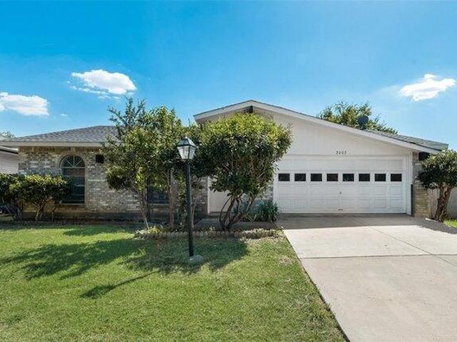 House for sale in Denton, Texas