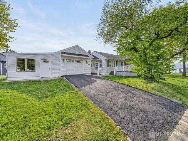 House for sale in Carteret, New Jersey