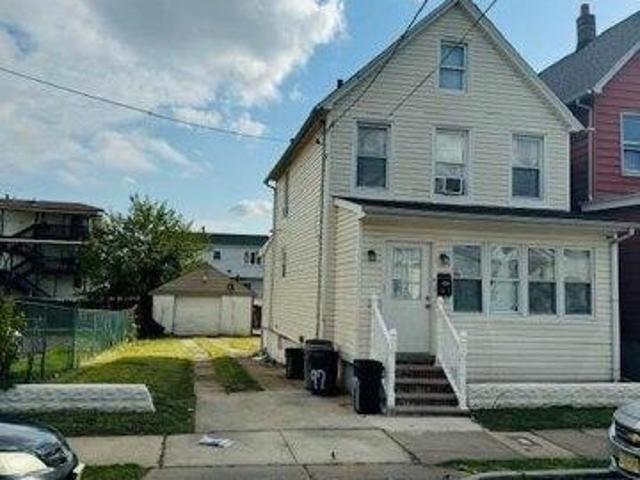House for sale in Carteret, New Jersey