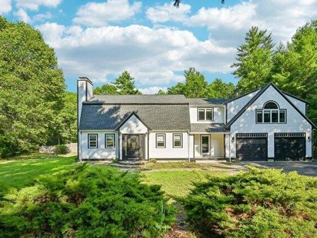 House for sale in Carver, Massachusetts