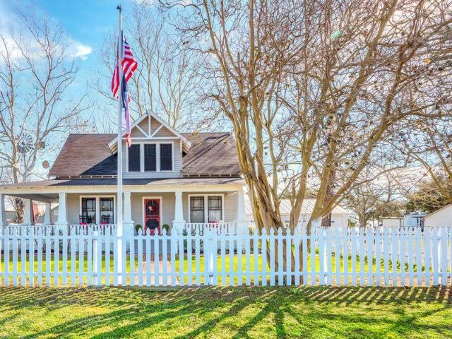Farm for sale in Cat Spring, Texas
