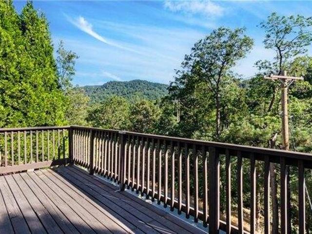 House for sale in Cedar Glen, California