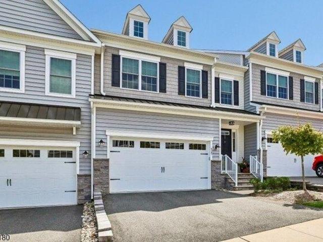 House for sale in Cedar Grove, New Jersey