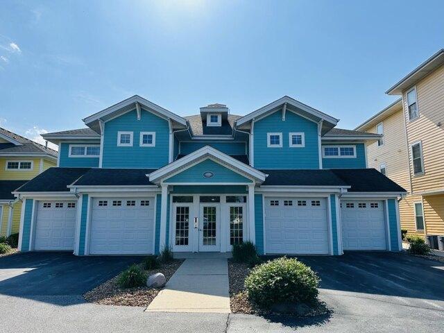 Condo for sale in Cedar Lake, Indiana