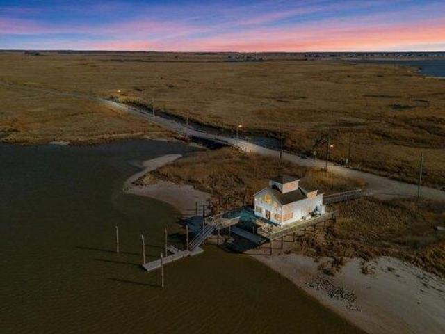 House for sale in Newport, New Jersey