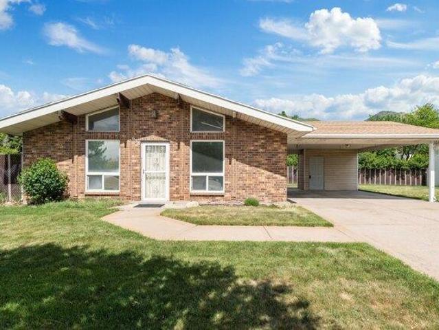 House for sale in Centerville, Utah