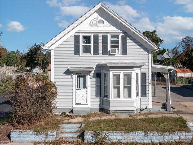 House for sale in Central Falls, Providence County