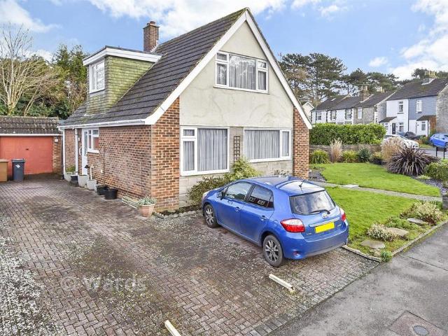 House for sale in Allington, Midway