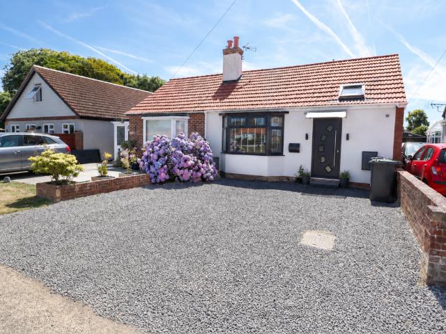 House for sale in Spring Vale, Hampshire
