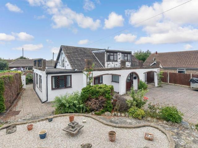 House for sale in Folkestone, Kent
