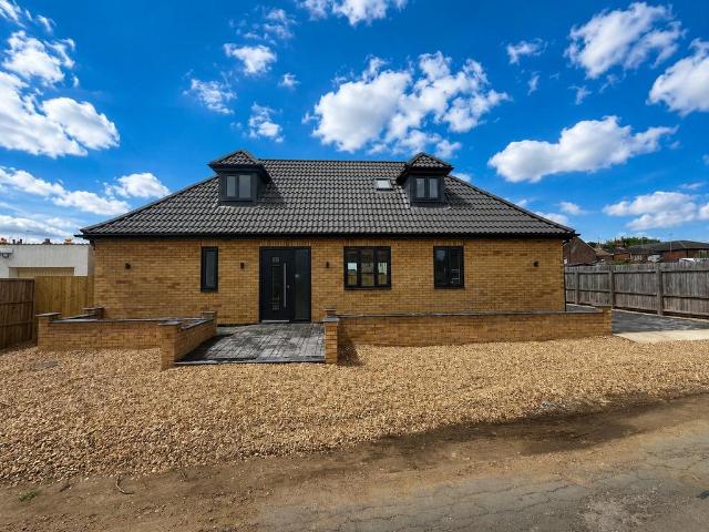 House for sale in Crowland, Gosberton Clough