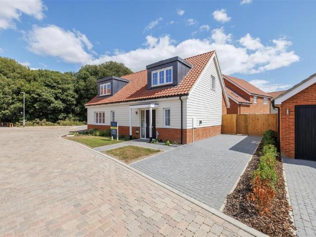 House for sale in Eastbridge, Suffolk