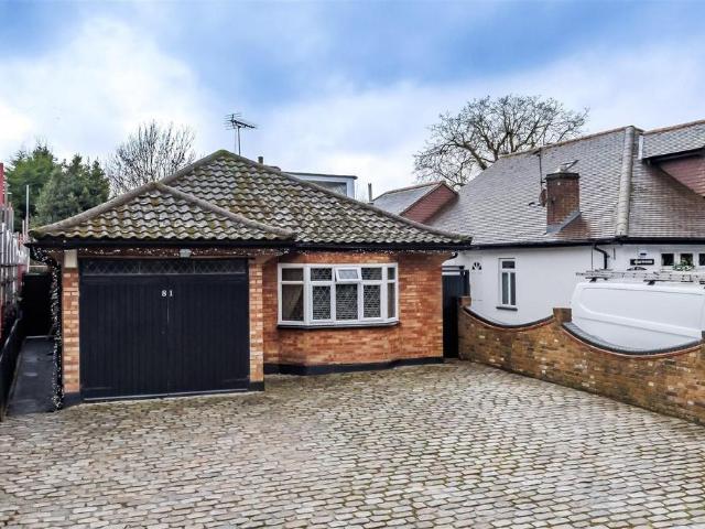 House for sale in Debden Green, Epping