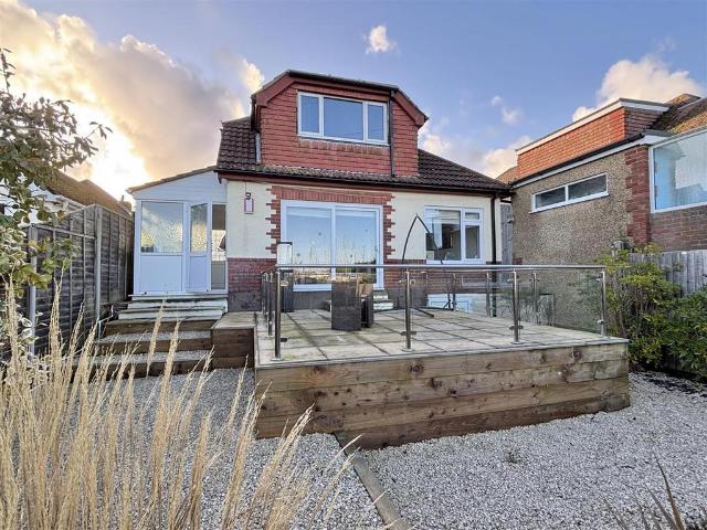 House for sale in Hamworthy, Poole