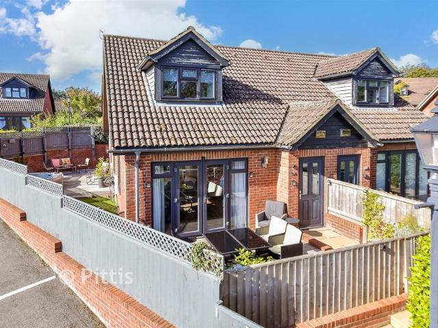 House for sale in Rookley Green, Rookley