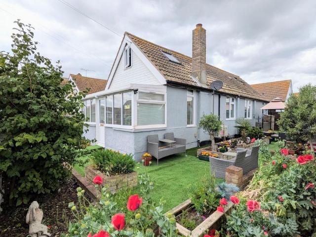 Bungalow for sale in Dale Hill, Essex